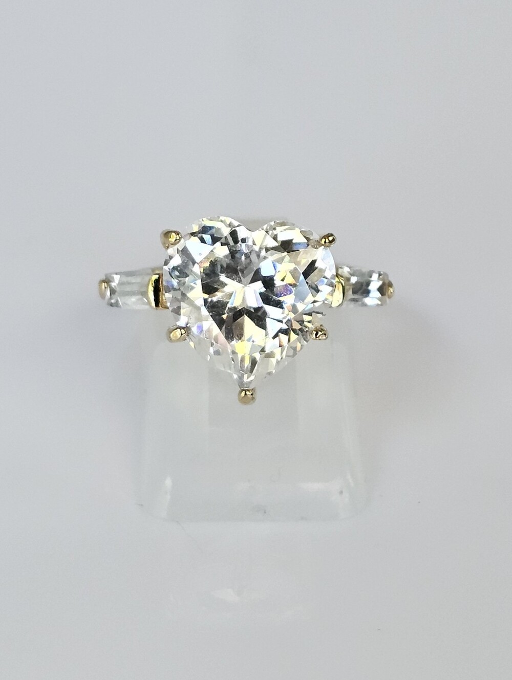 Retired Victoria Wieck Absolute Diamond Simulant Vermeil Ring Size 6!